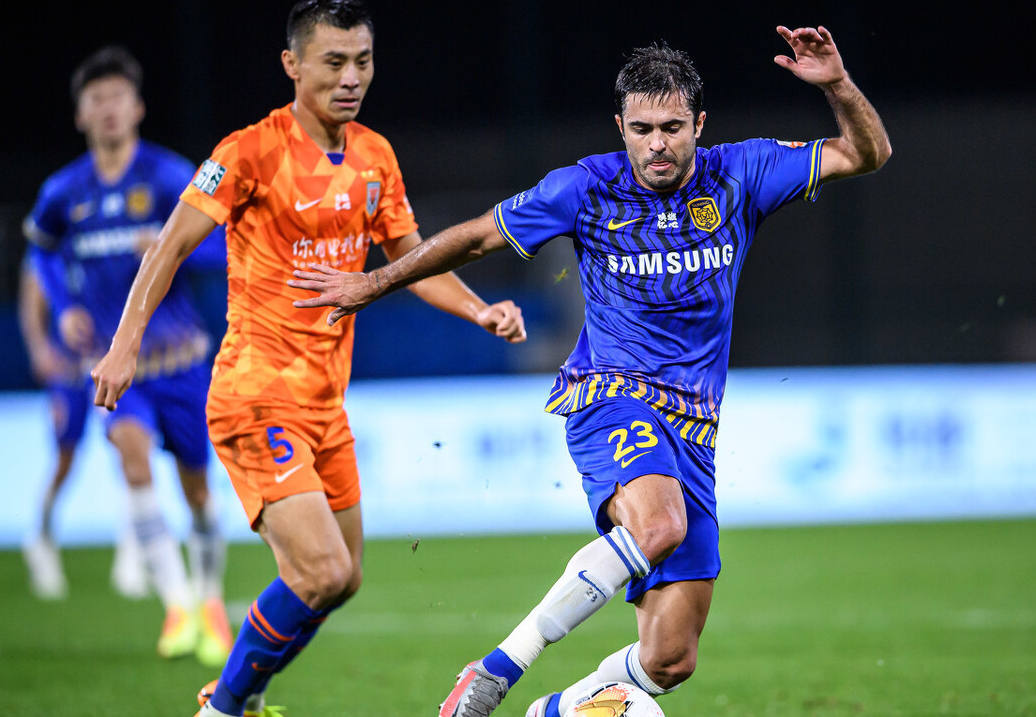 江苏苏宁战平辽宁沈阳宏运，争夺争冠位置的简单介绍