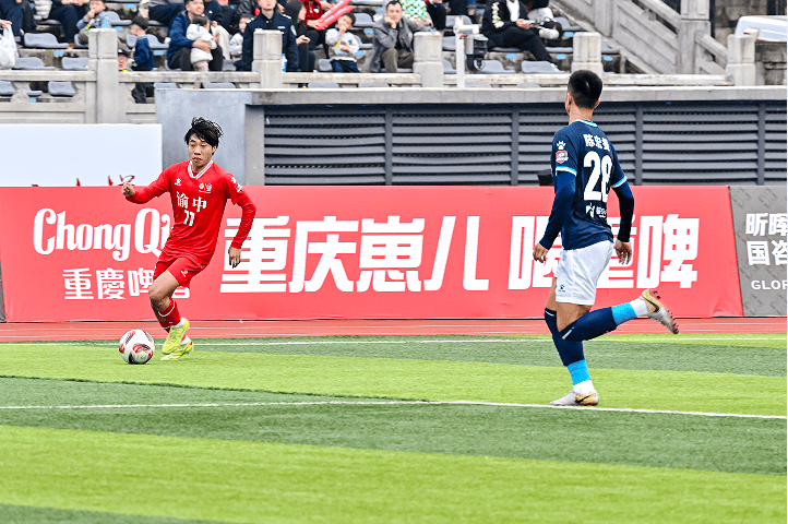 包含TES轻取100T，BDD完成史诗逆转焦点之战八强赛，点燃全场激情的词条