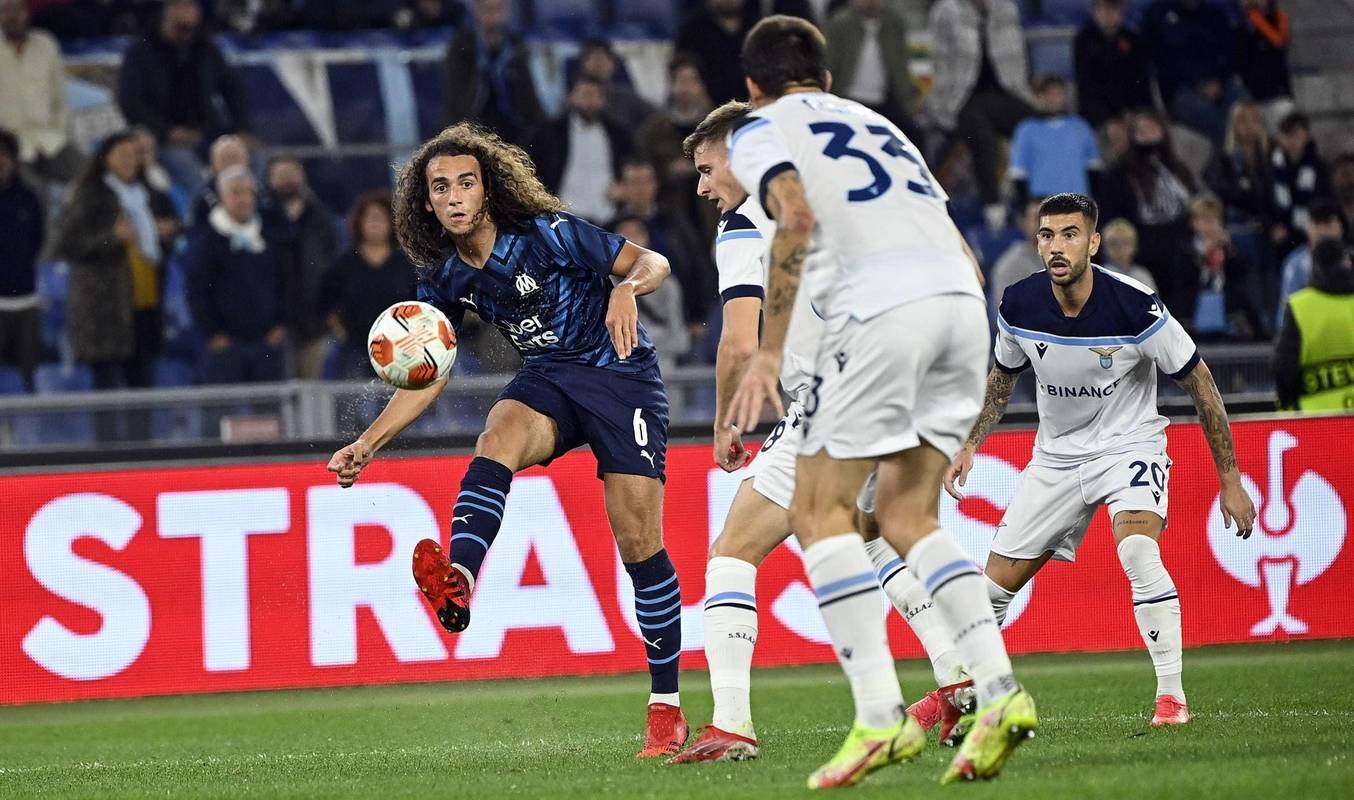 开云体育-梅斯遭遇阵容调整，球队战力受影响