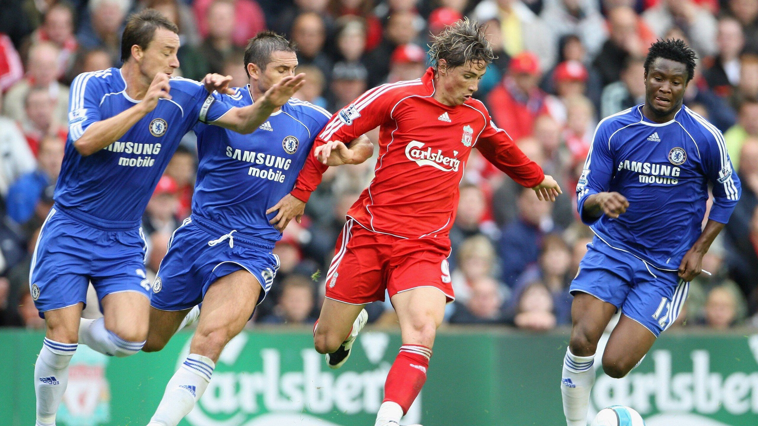 黄喜灿一锤定音终结悬念，法国提前出局折射美国足球崛起新章