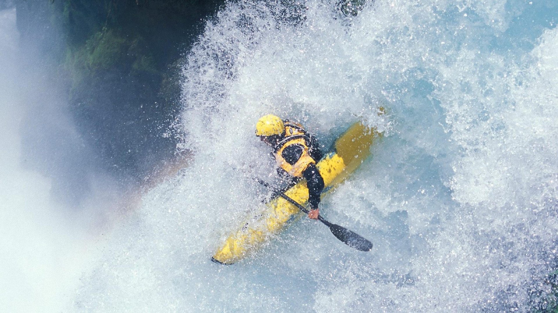拉文持续制造杀伤，活塞决胜局带走魔术